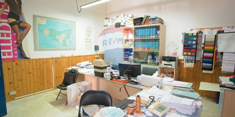 20251114151258-1000805-2