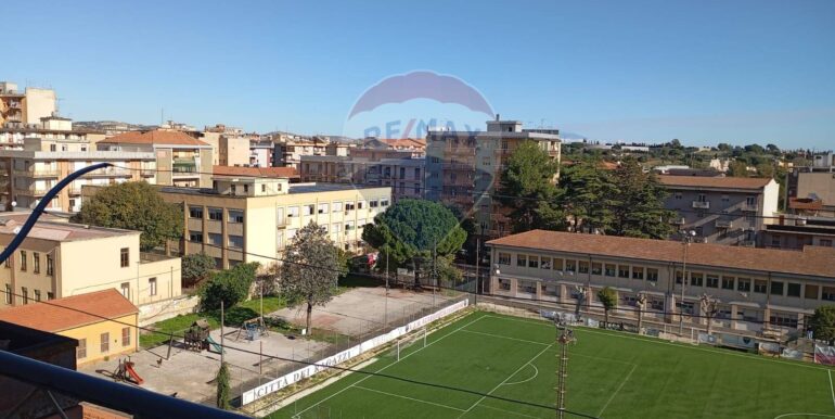 20251114160442-1000810-14