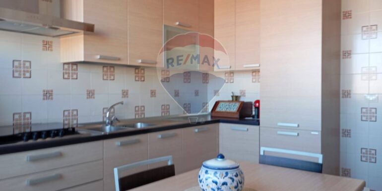 20251114160508-1000810-23