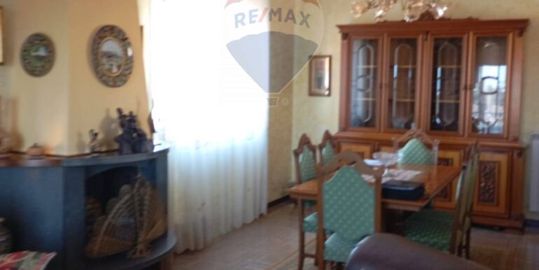 20251114160538-1000810-33