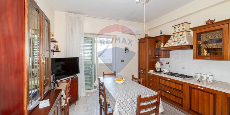 20251114170756-1000828-21