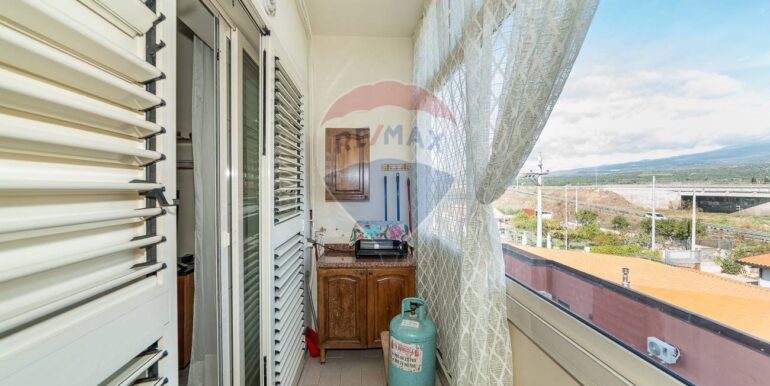 20251114170806-1000828-24