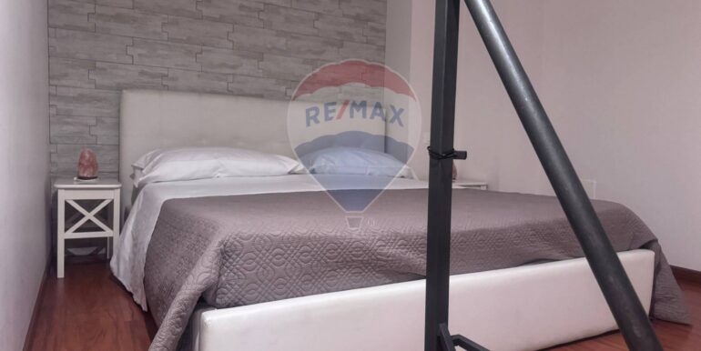 20251114173525-1000851-9