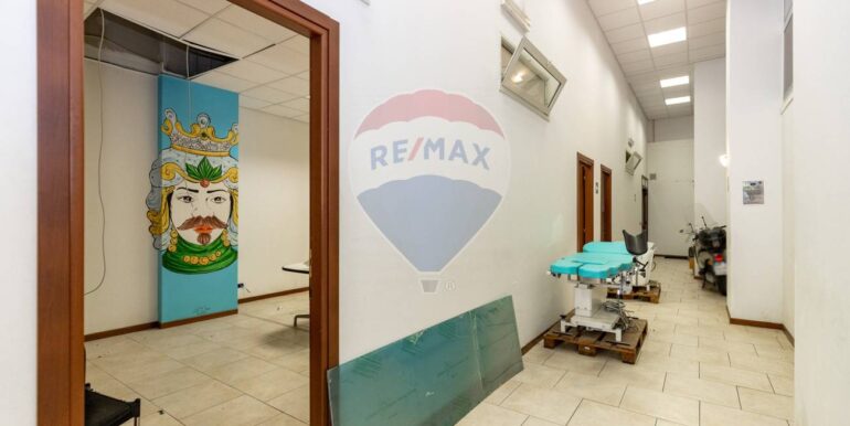 20251114174106-1000862-12