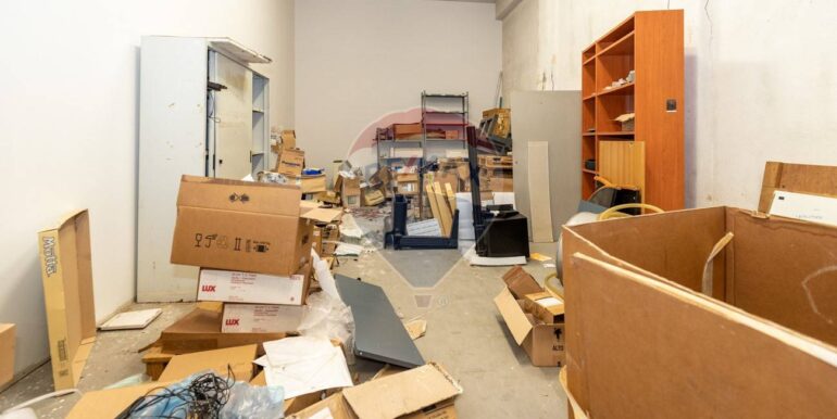 20251114174121-1000862-18