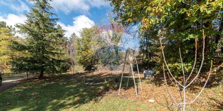 20251114180242-893911-52