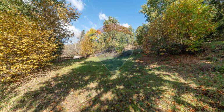 20251114180300-893911-56