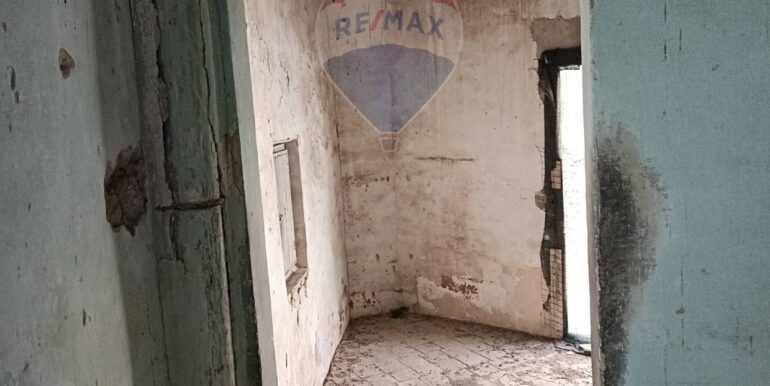 20251114181121-991358-12