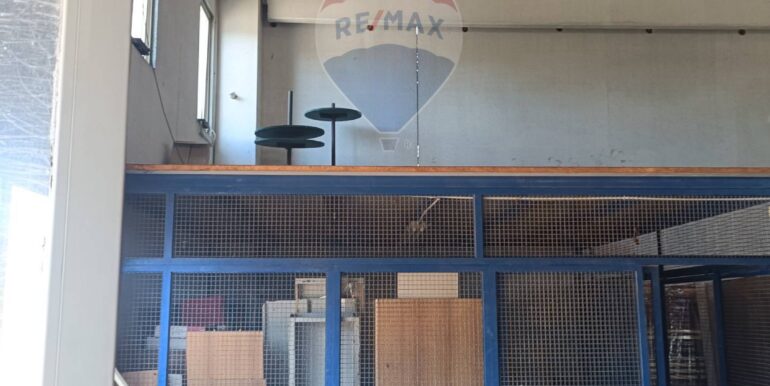 20251114181537-991359-10