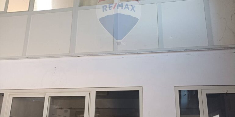 20251114181608-991359-11