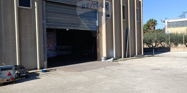 20251114181630-991359-16