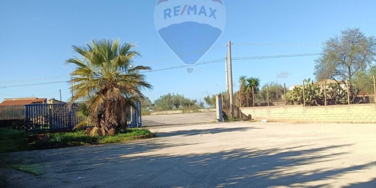 20251114181641-991359-18