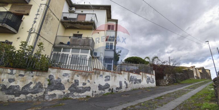 20251114182643-1000866-2