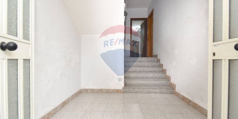 20251114182654-1000866-7