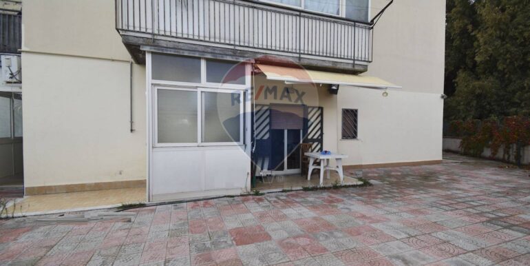 20251114182657-1000866-8