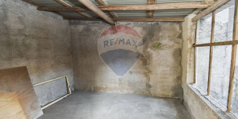 20251114183937-1000881-9