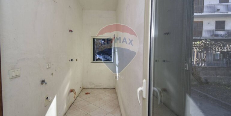 20251114183946-1000881-13