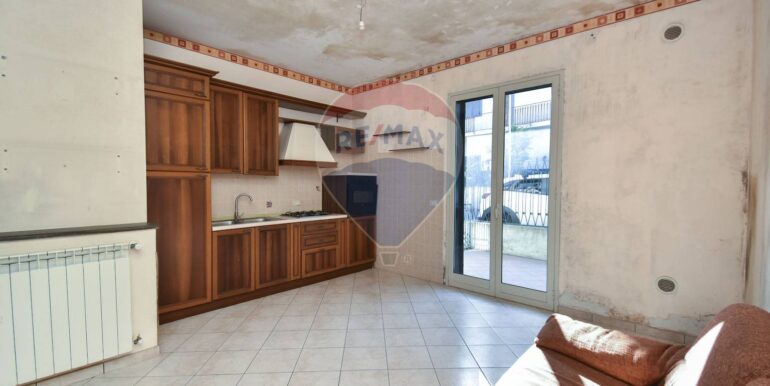 20251114183954-1000881-17