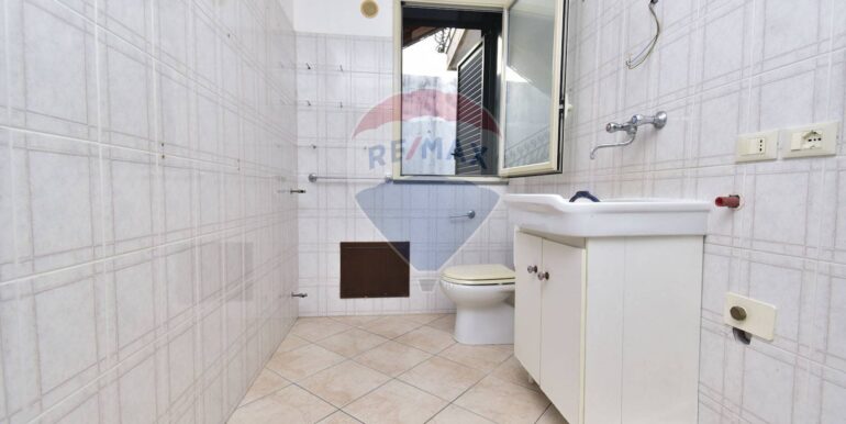 20251114183958-1000881-19