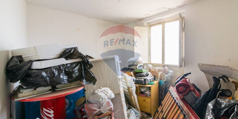 20251114184930-1000879-7