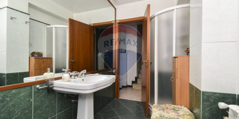 20251114185625-1000477-15