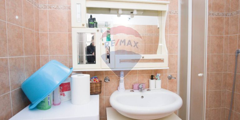 20251114192323-999735-16