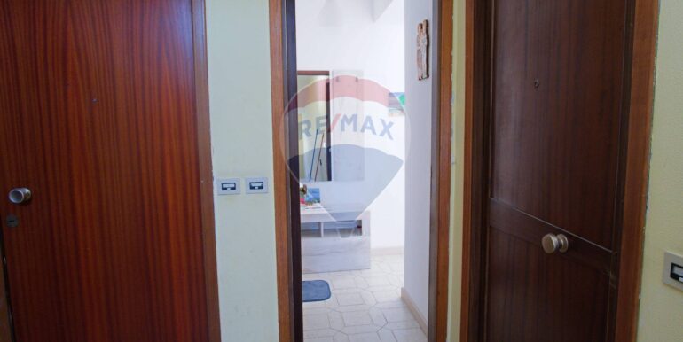 20251114192334-999735-18