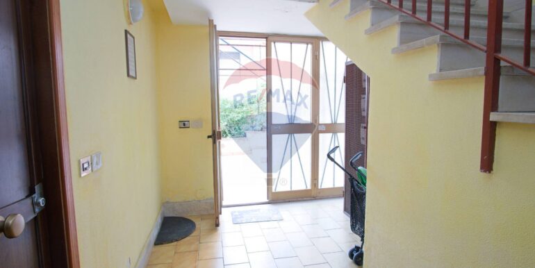 20251114192339-999735-19