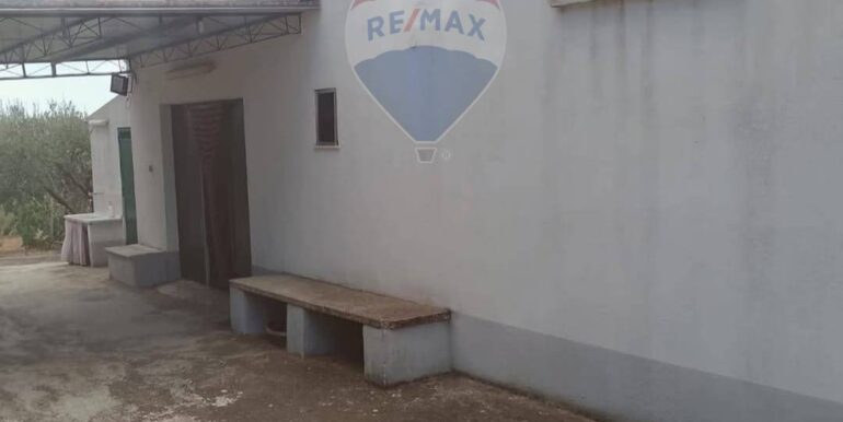 2025111493312-1000693-3