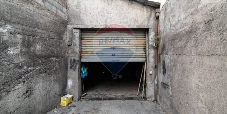 20251115104358-1000906-1