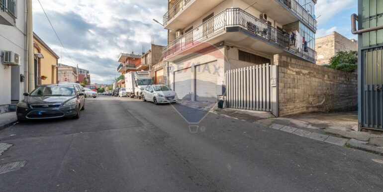 20251115104430-1000906-10