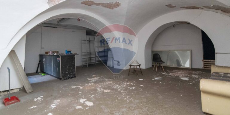 20251115120354-1000916-7