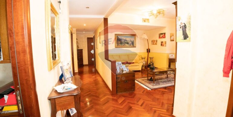 20251115185641-1000886-1