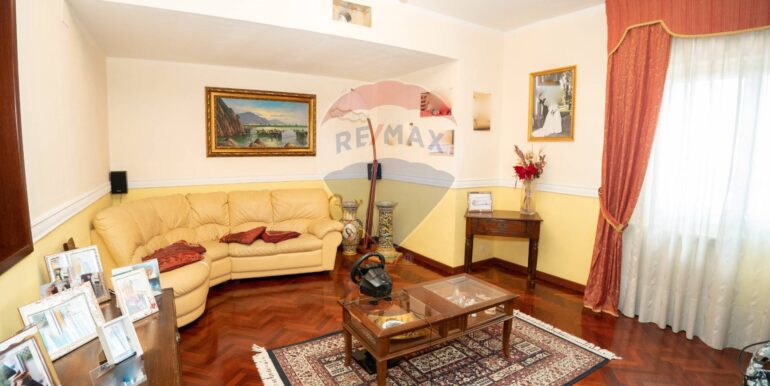 20251115185649-1000886-3