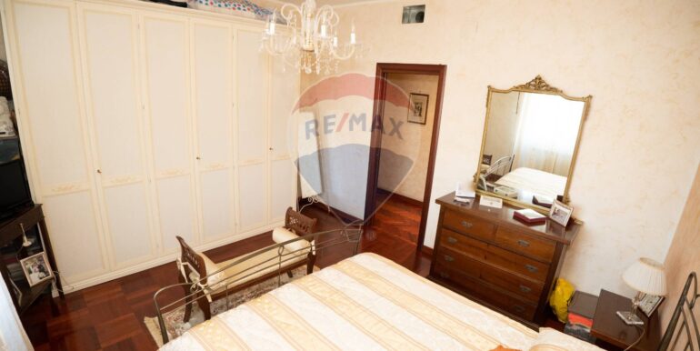 20251115185712-1000886-9