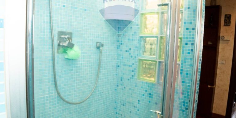 20251115185731-1000886-14