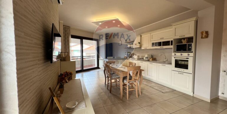 20251116192912-1000952-1