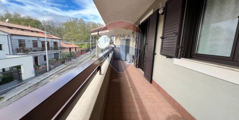 20251116193431-1000952-3