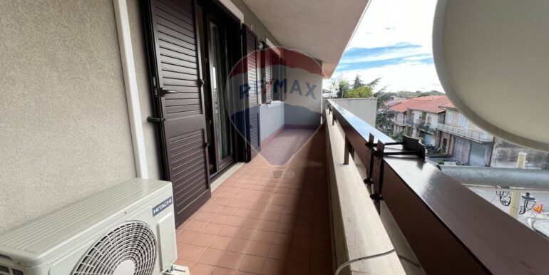 20251116193433-1000952-4