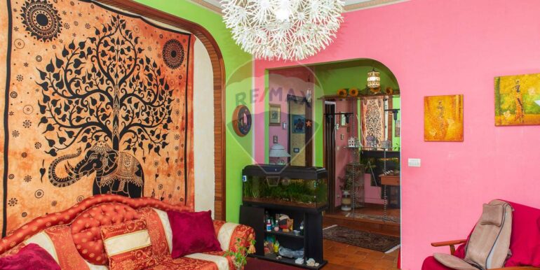 20251116210052-1000948-13