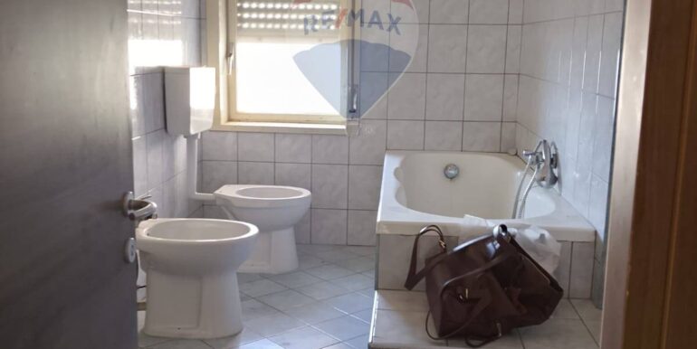 20251117100910-1000627-7