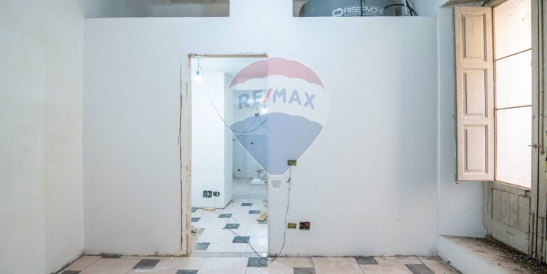 20251117115958-1000572-10