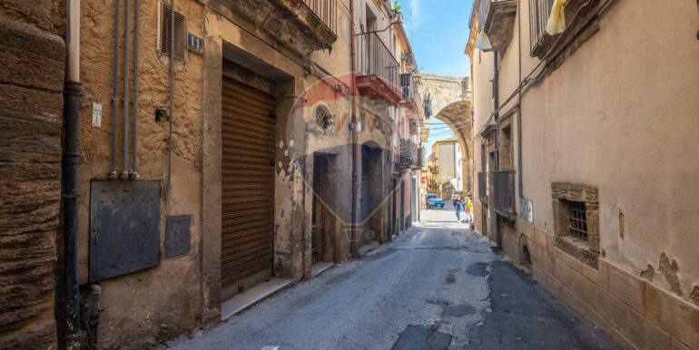 20251117120026-1000572-19