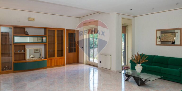 20251117123351-999897-11