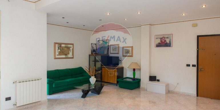 20251117123403-999897-15