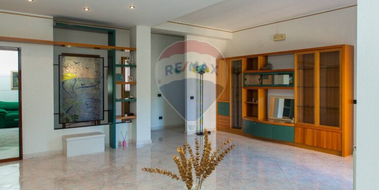 20251117123414-999897-19