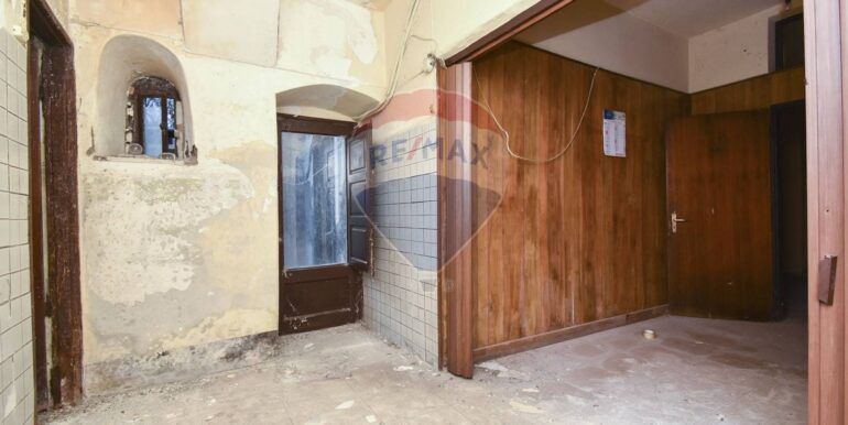 20251117171000-1001109-7