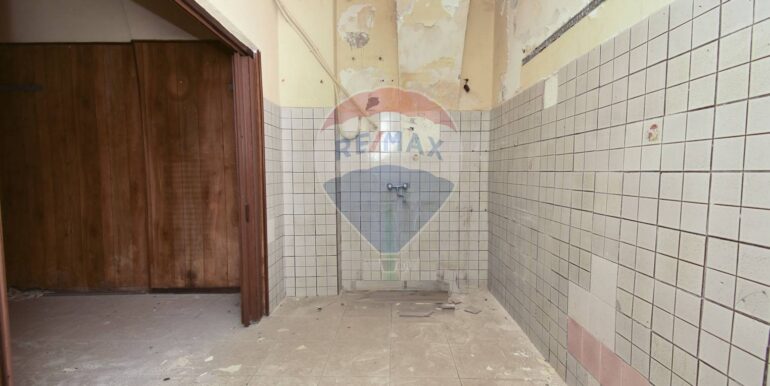 20251117171002-1001109-8