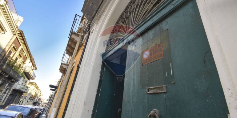 20251117171013-1001109-12