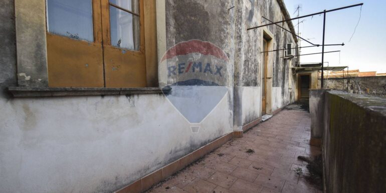 20251117171032-1001109-19